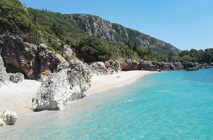 Dhermi e Drymades, le migliori spiagge e mare dell'Albania